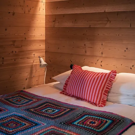 シャレー Hissala, Vue Et Sauna ジェラールメ