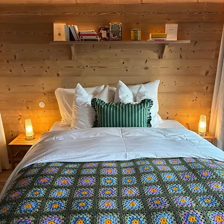 Hissala, Vue Et Sauna シャレー *
